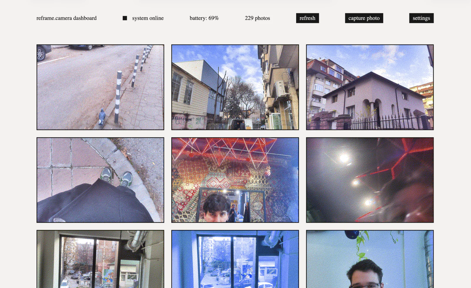 reFrame dashboard showing the photo gallery and camera controls