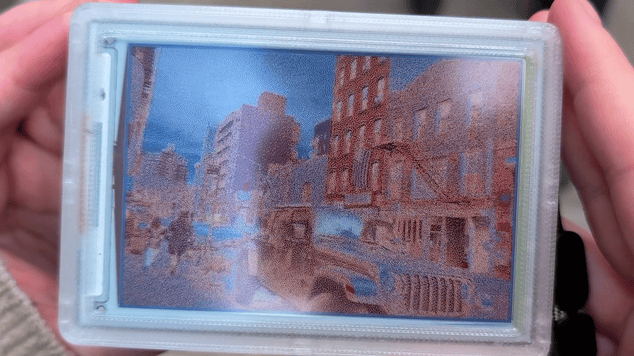 reFrame ePaper camera in action